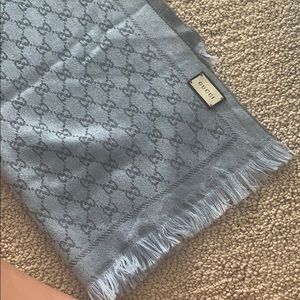 Gucci scarf